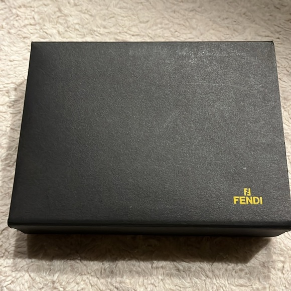 Fendi Mens Bifold Wallet, New with tissue paper tag and box. - Picture 12 of 13